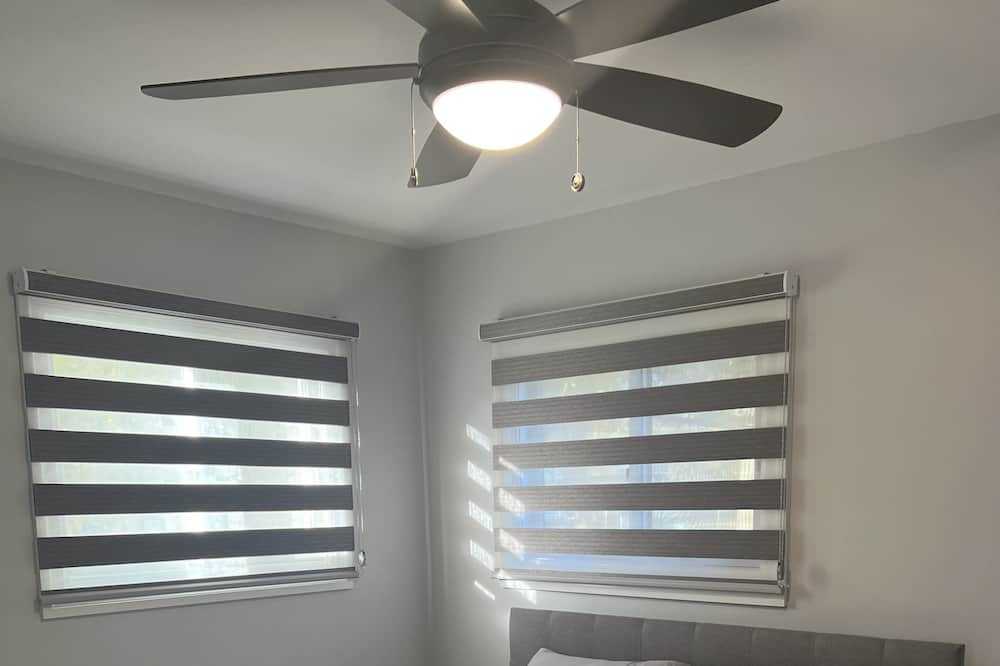 Photo of Bedroom in Boblo Island