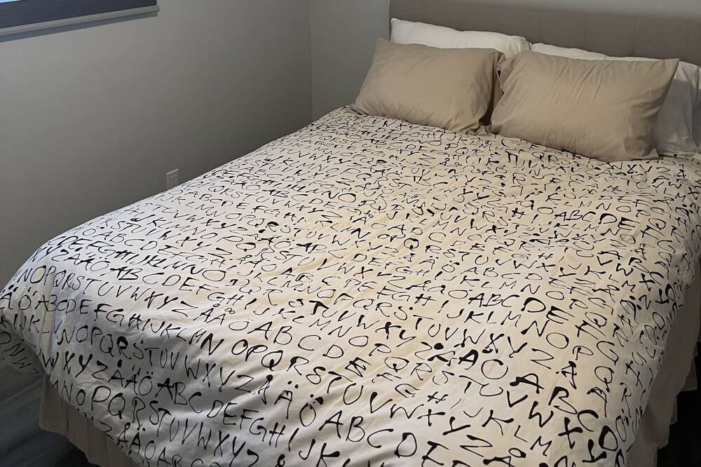 Photo of Bedroom in Boblo Island