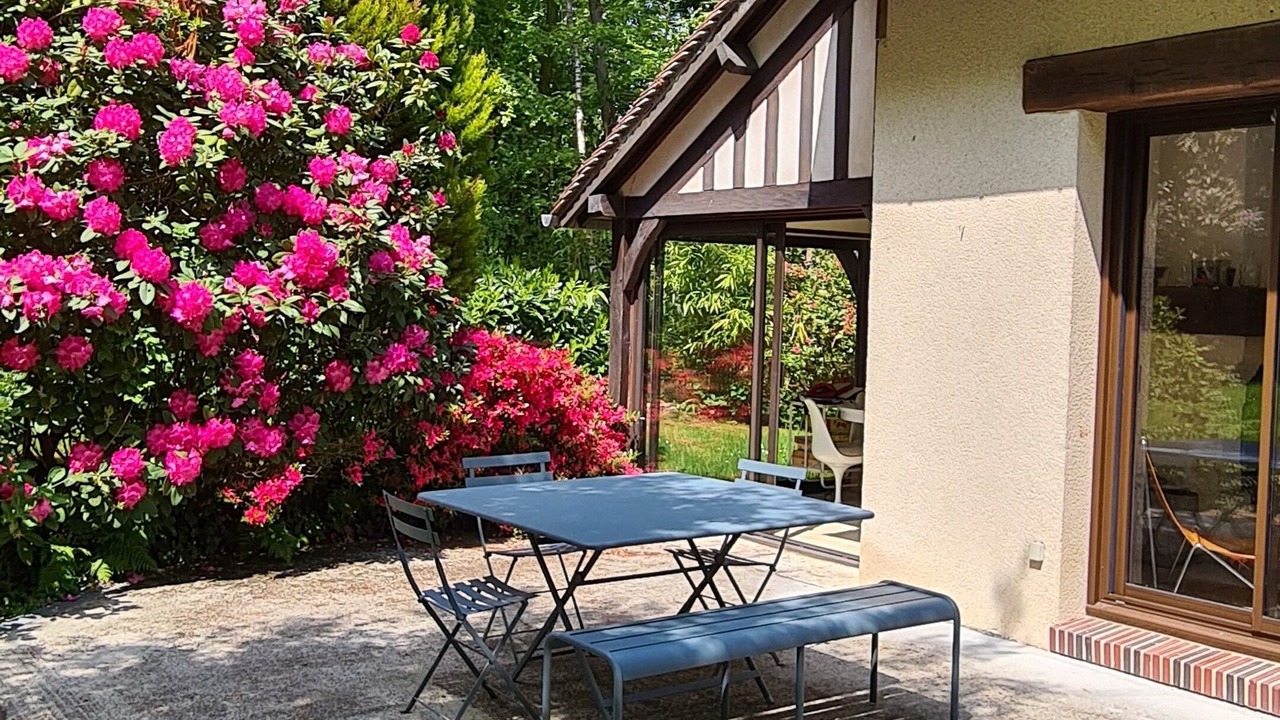 Photo of Outdoor in Saint-Gatien-des-Bois