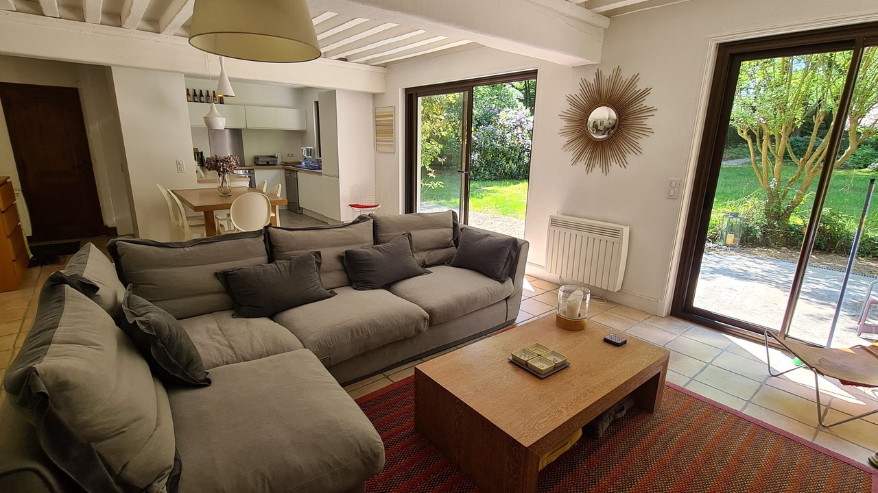 Photo of Livingroom in Saint-Gatien-des-Bois