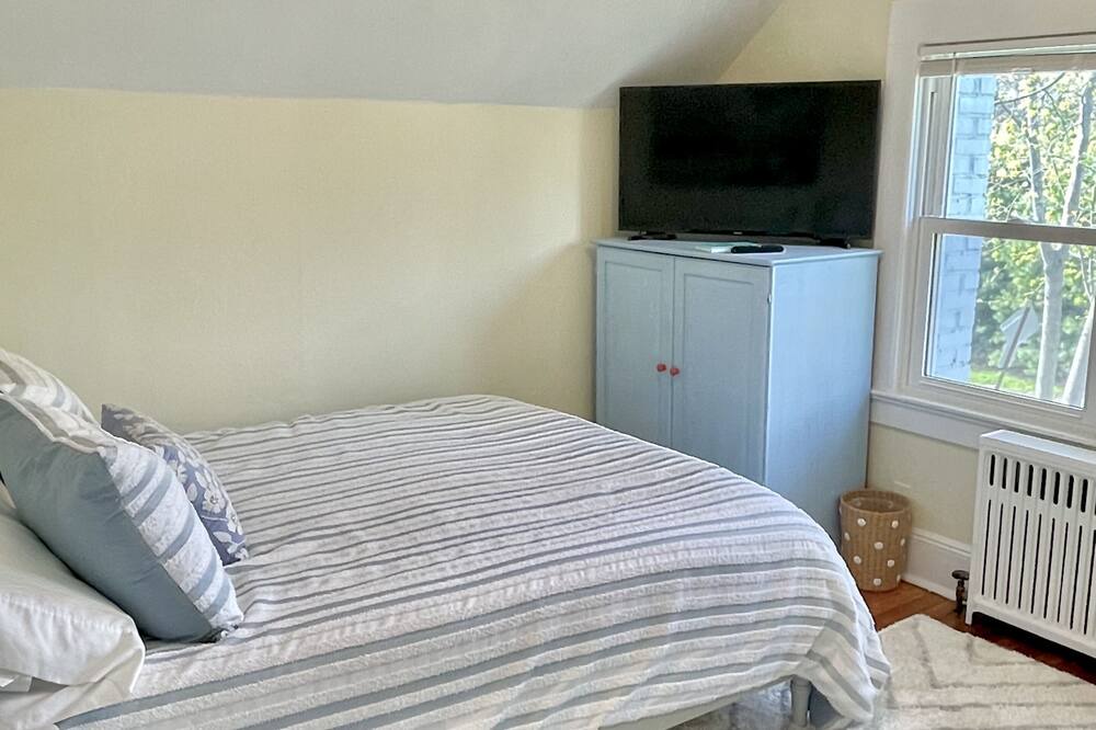 Photo of Bedroom in Westhampton