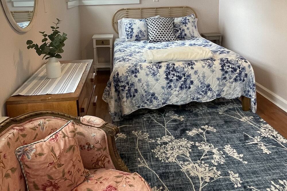 Photo of Bedroom in Westhampton