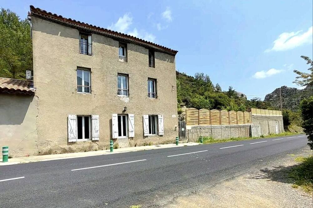 Photo of Outdoor in Fontjoncouse