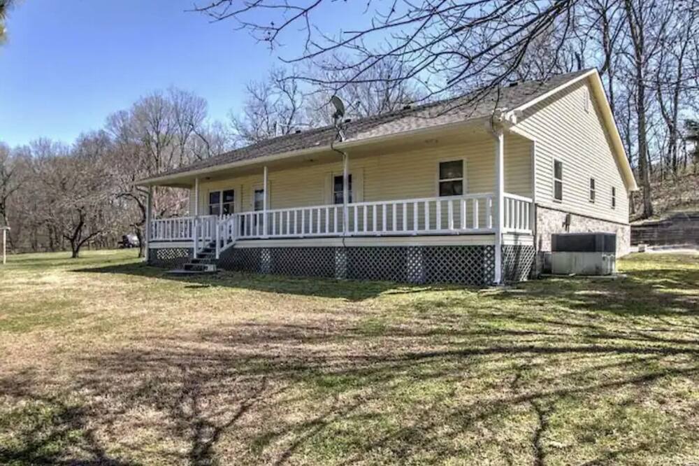 Photo of Outdoor in Moodys