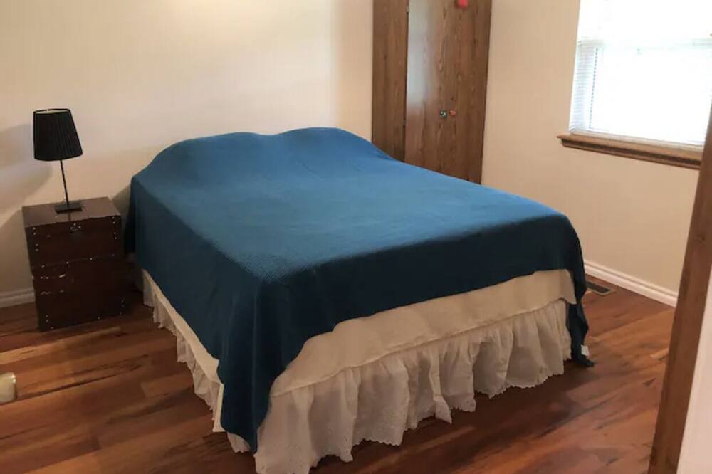 Photo of Bedroom in Moodys