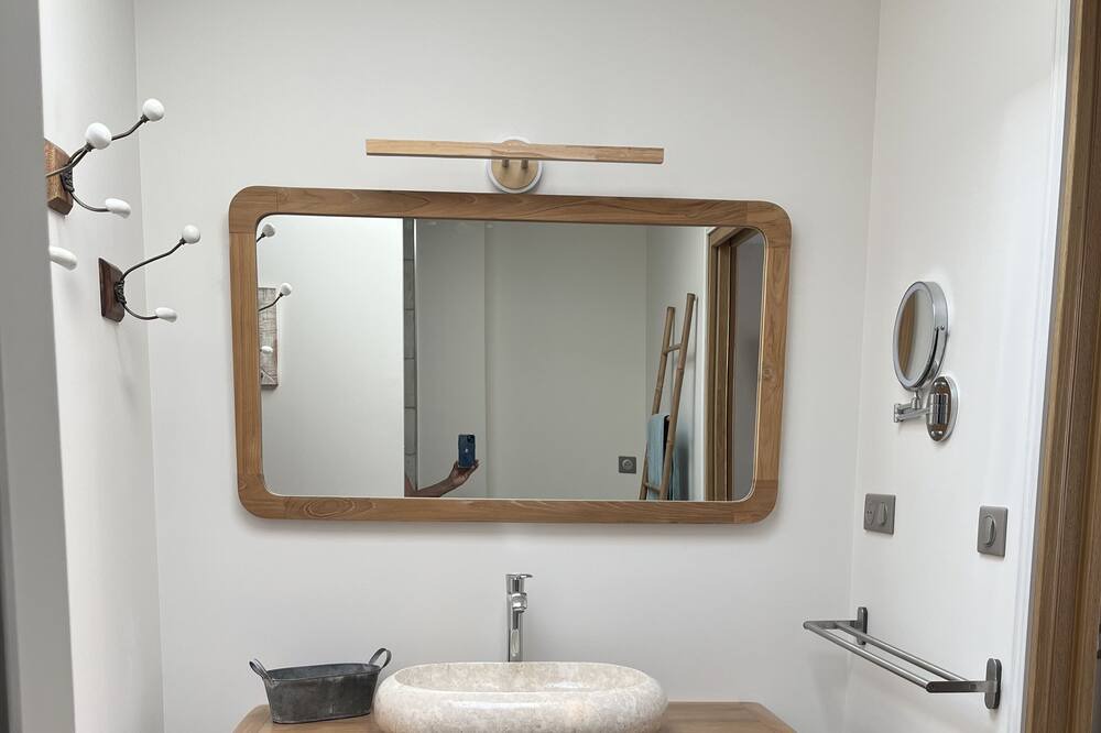Photo of Bathroom in Notre-Dame-de-Monts