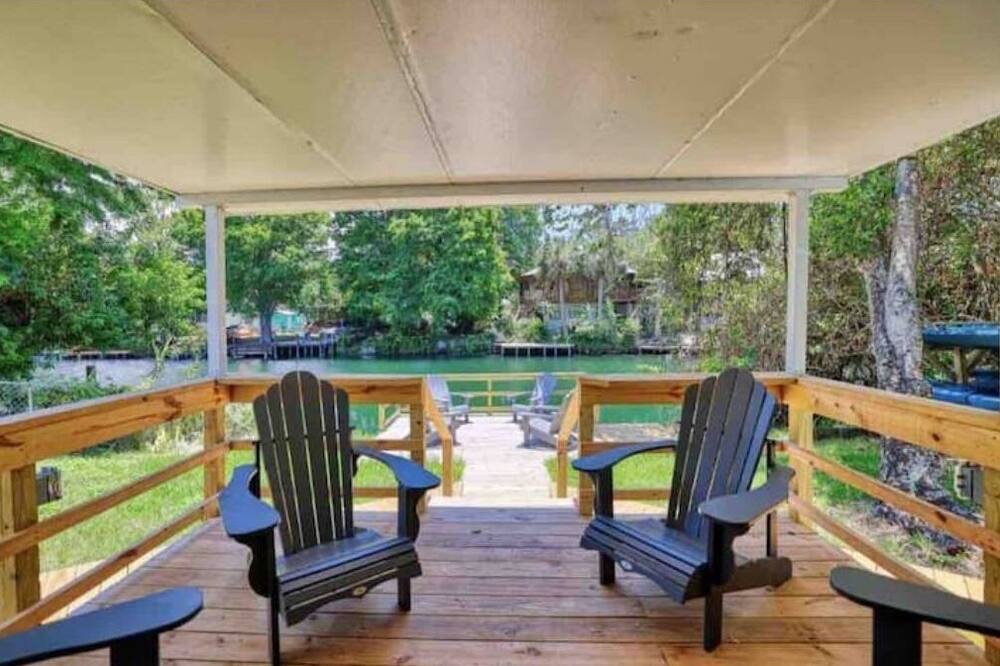 Photo of Outdoor in Weeki Wachee Gardens