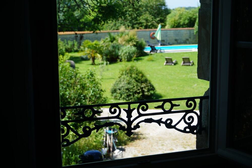 Photo of Outdoor in Duil-sur-le-Mignon