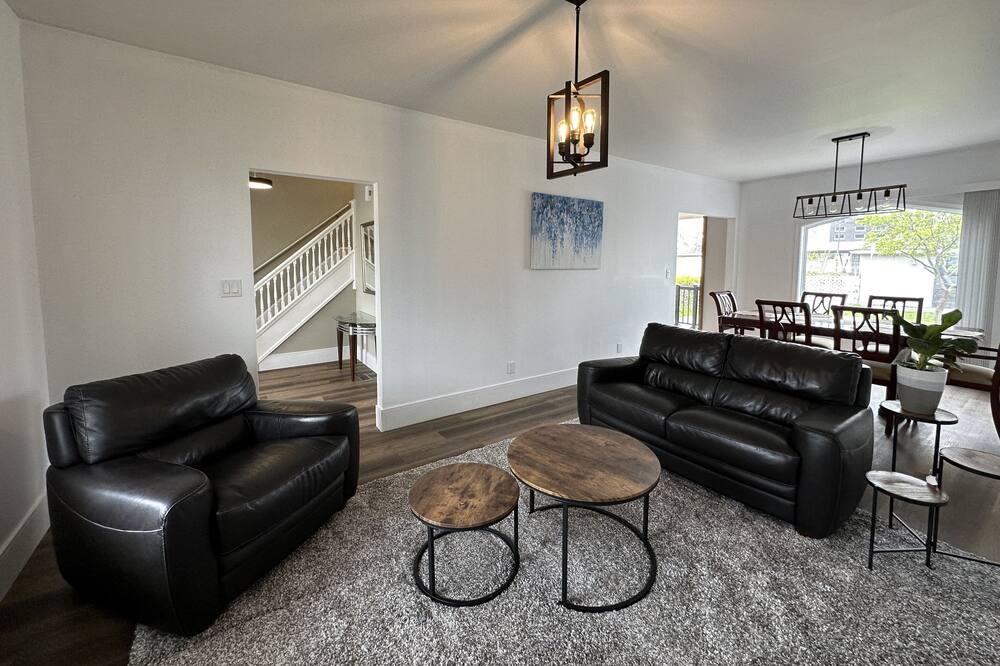 Photo of Livingroom in Walkerville
