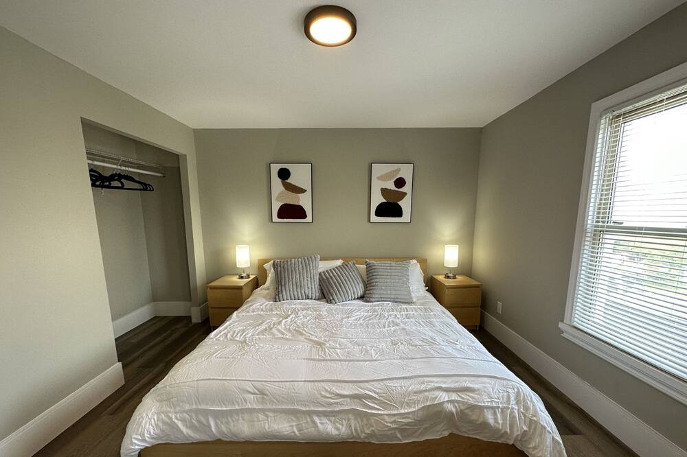 Photo of Bedroom in Walkerville