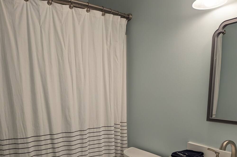 Photo of Bathroom in Dutton