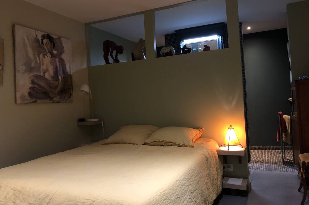 Photo of Bedroom in Montmartin-sur-Mer