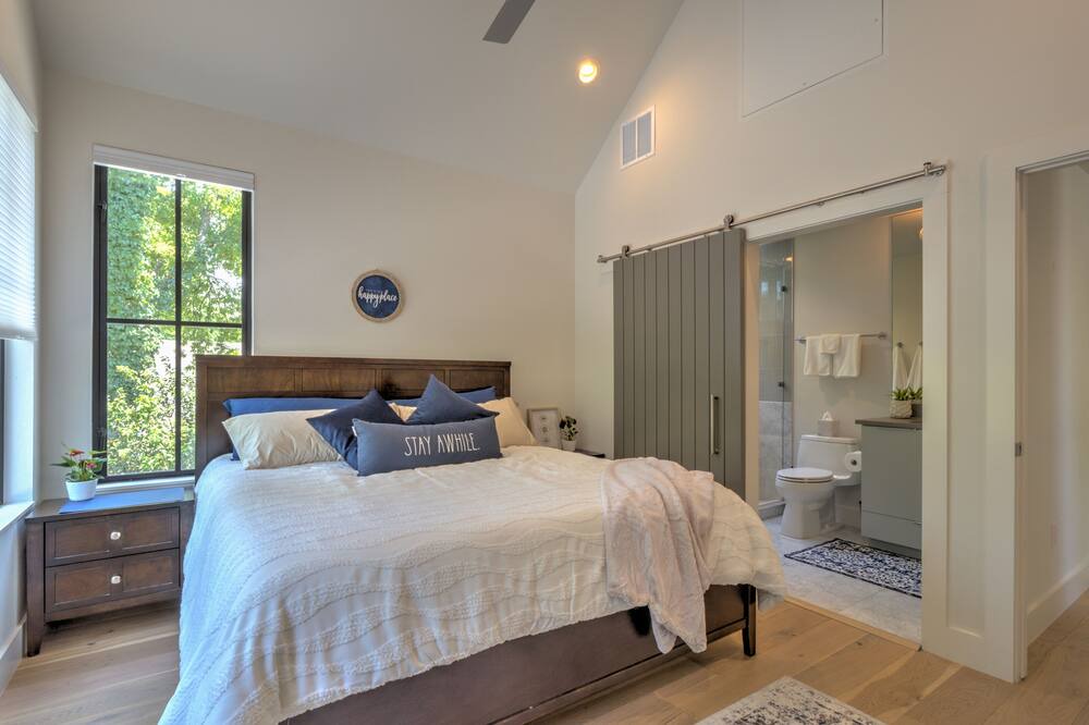 Photo of Bedroom in Brentwood