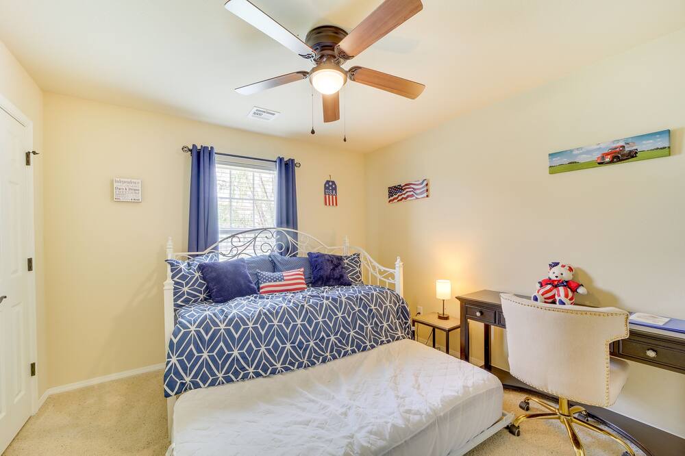 Photo of Bedroom in Tulsa County