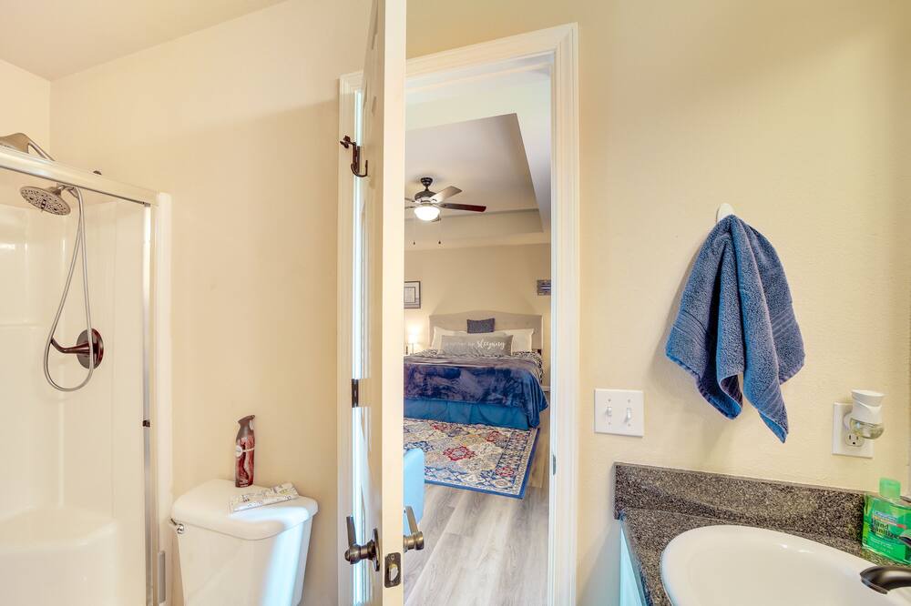 Photo of Bathroom in Tulsa County