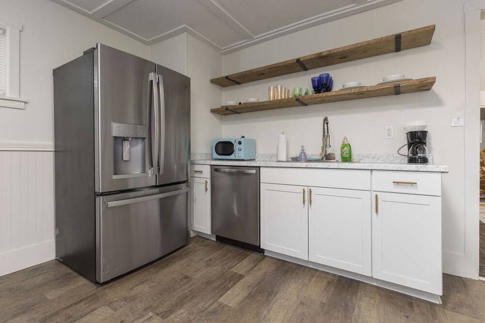 Photo of Kitchen in Smoketown Jackson
