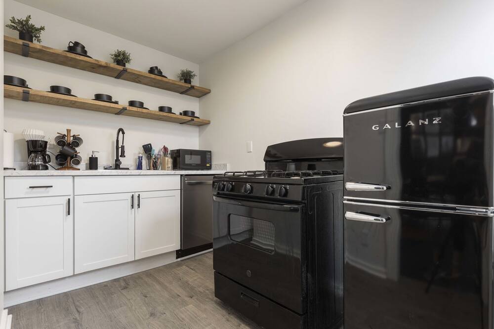 Photo of Kitchen in Smoketown Jackson