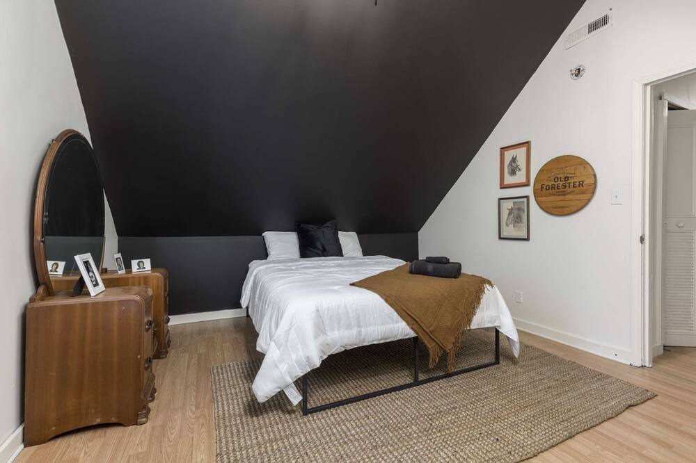 Photo of Bedroom in Smoketown Jackson