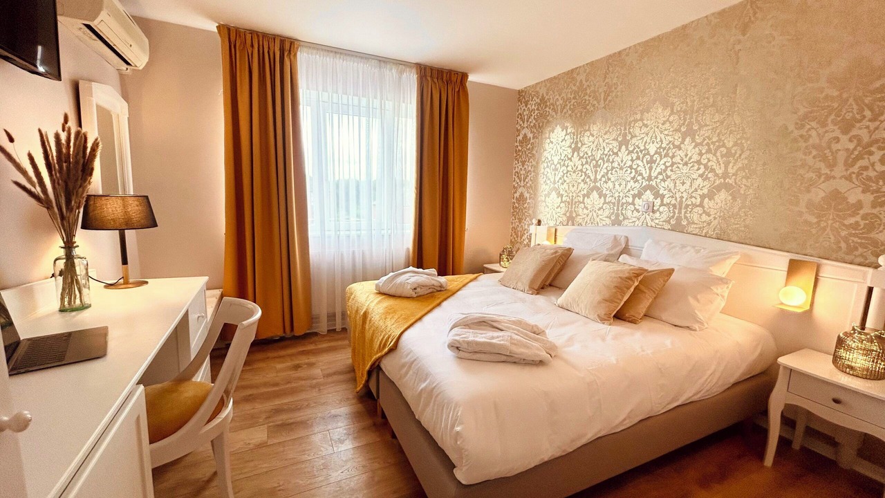 Photo of Bedroom in Albert