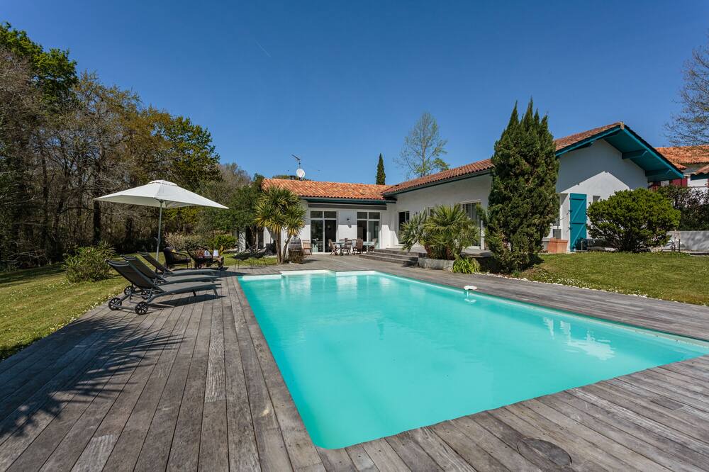 Photo of Outdoor in Arbonne