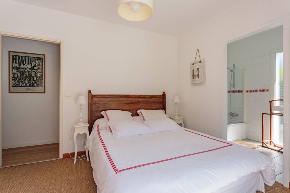 Photo of Bedroom in Arbonne