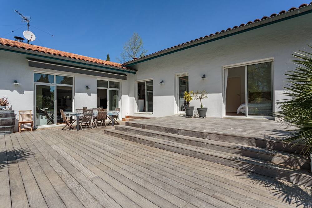 Photo of Patio Balcony in Arbonne