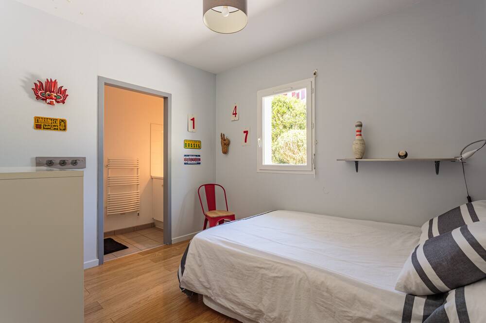 Photo of Bedroom in Arbonne