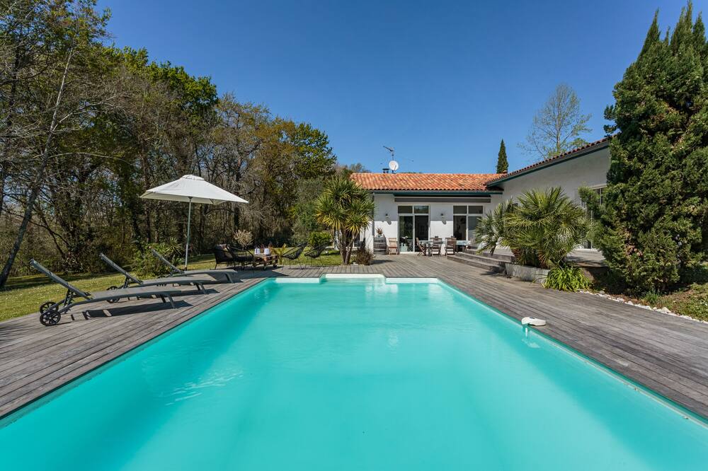 Photo of Outdoor in Arbonne