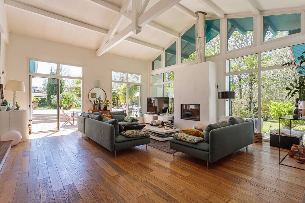 Photo of Livingroom in Arbonne