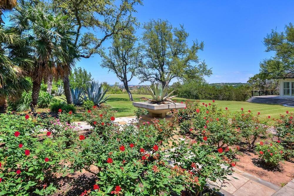 Photo of Outdoor in Lakeway