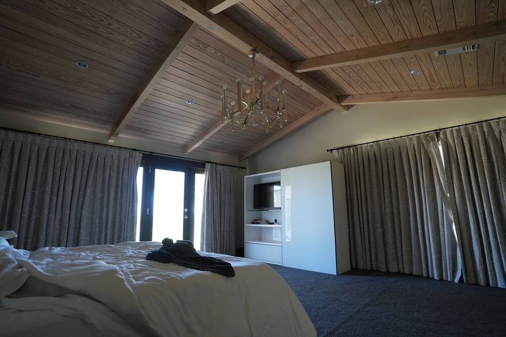 Photo of Bedroom in Lakeway