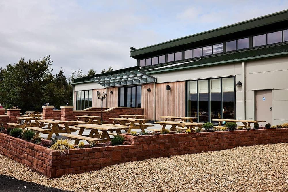 Photo of Others in Annan