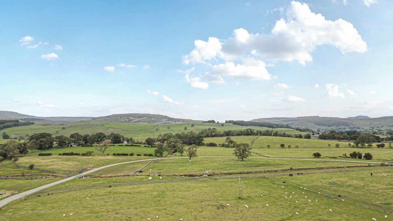 Photo of Others in Fourstones Near Bentham