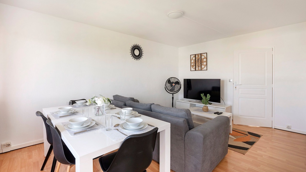 Photo of Others in Ris Orangis