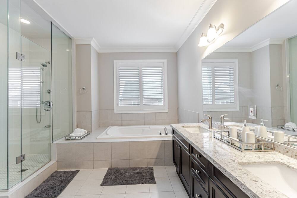 Photo of Bathroom in Halton Regional Municipality