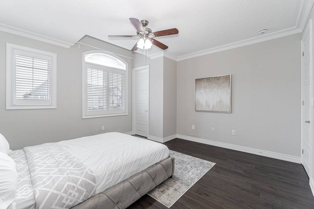 Photo of Bedroom in Halton Regional Municipality