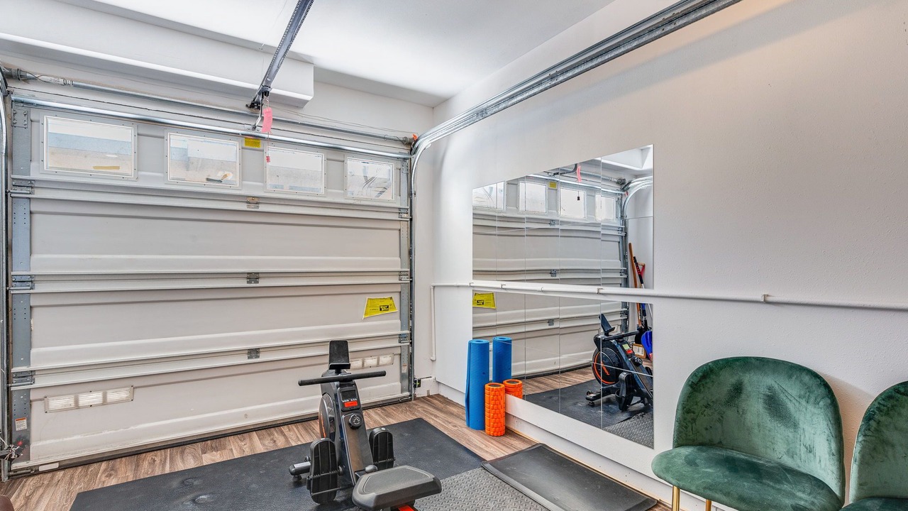 Photo of Others in Eastlake