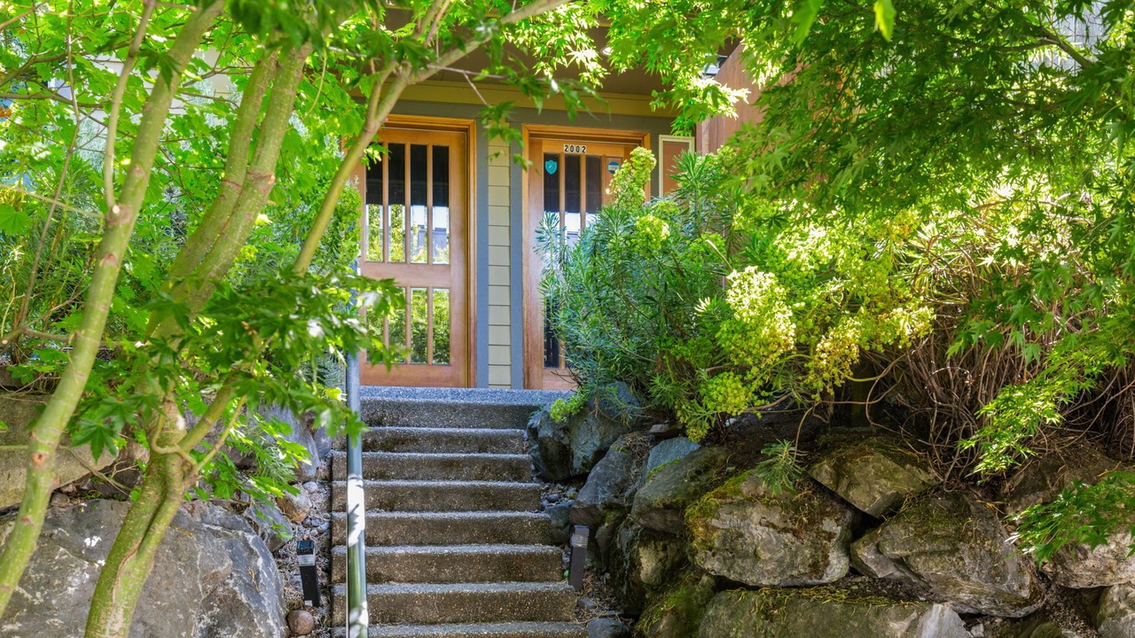 Photo of Outdoor in Eastlake