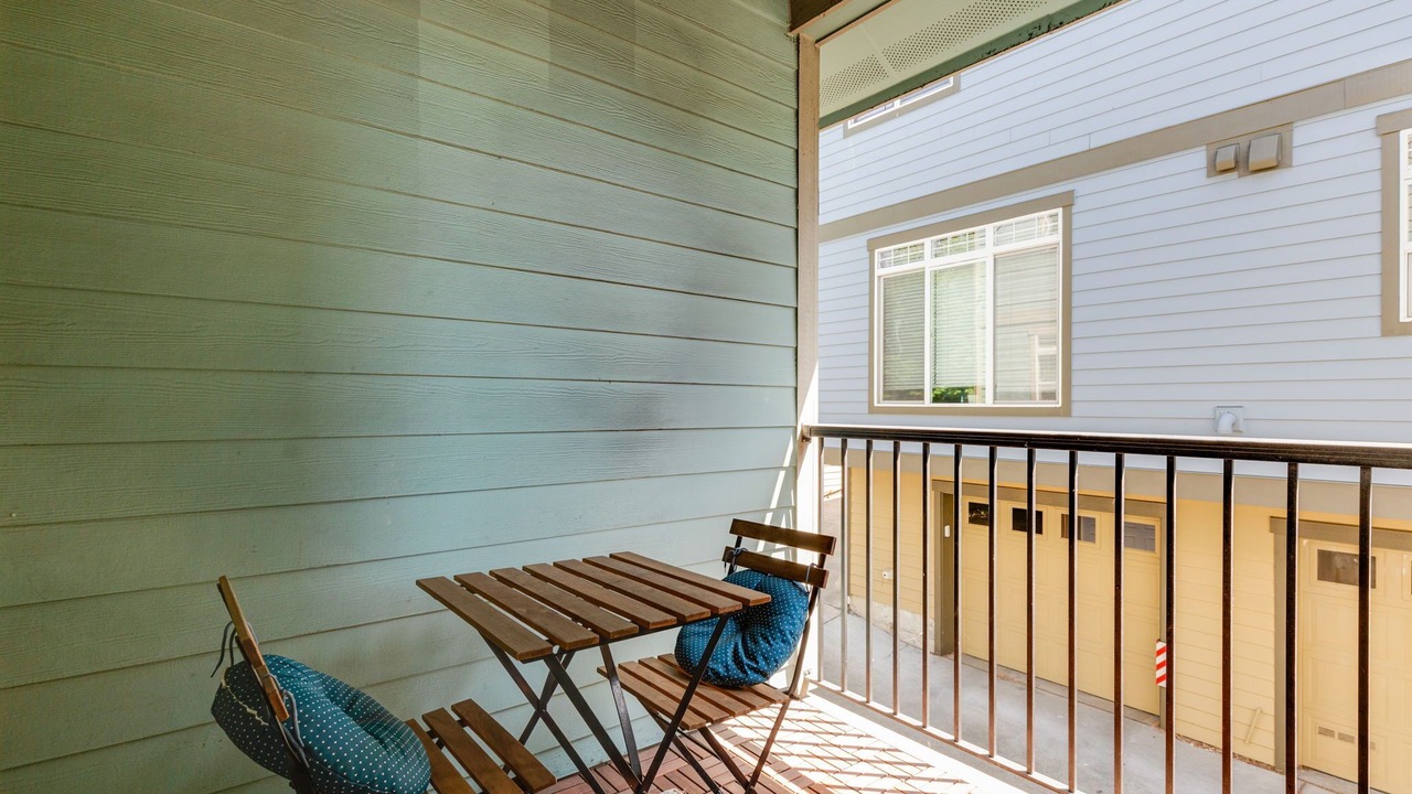 Photo of Outdoor in Eastlake