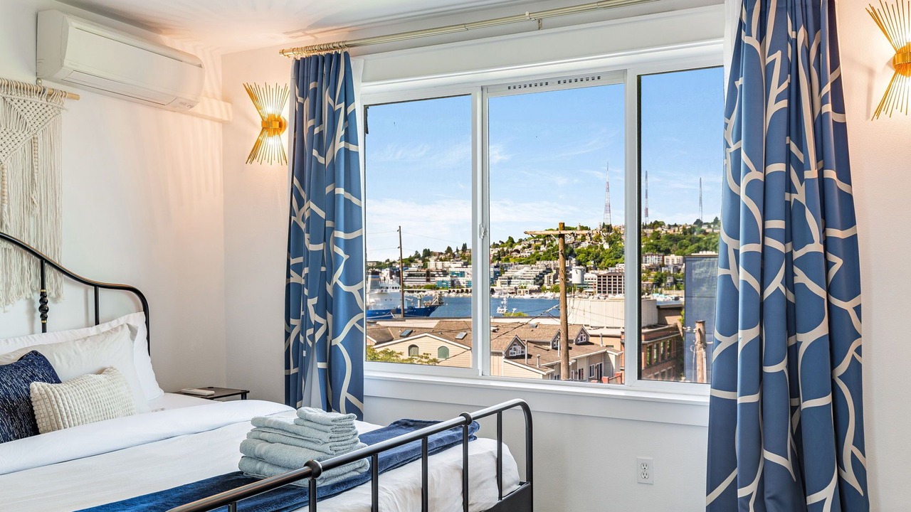 Photo of Others in Eastlake