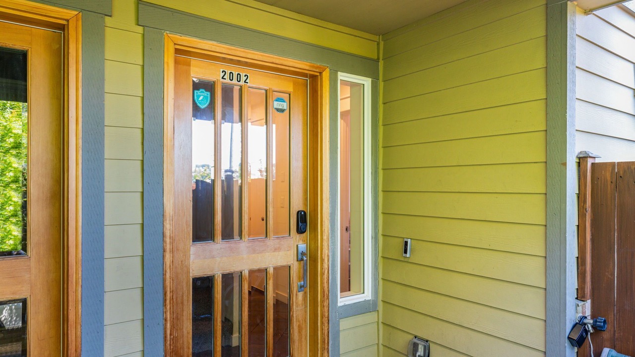 Photo of Outdoor in Eastlake