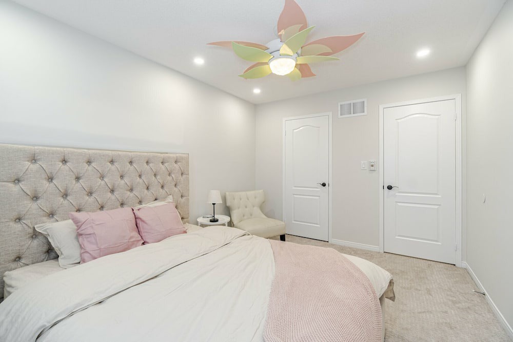 Photo of Bedroom in Churchill Meadows
