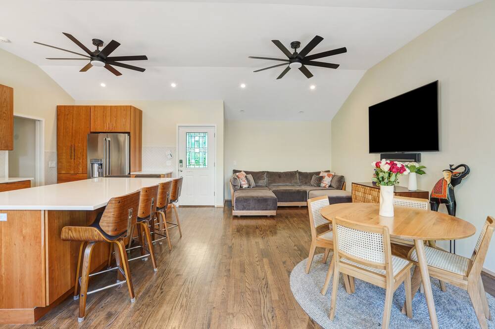 Photo of Others in Shirley