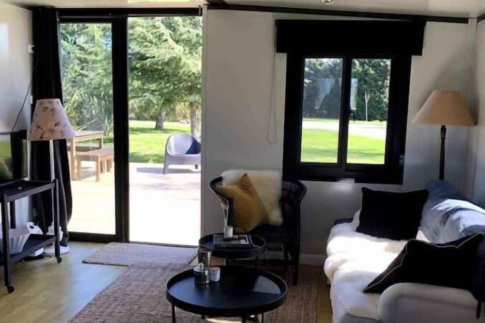 Photo of Livingroom in Longlands