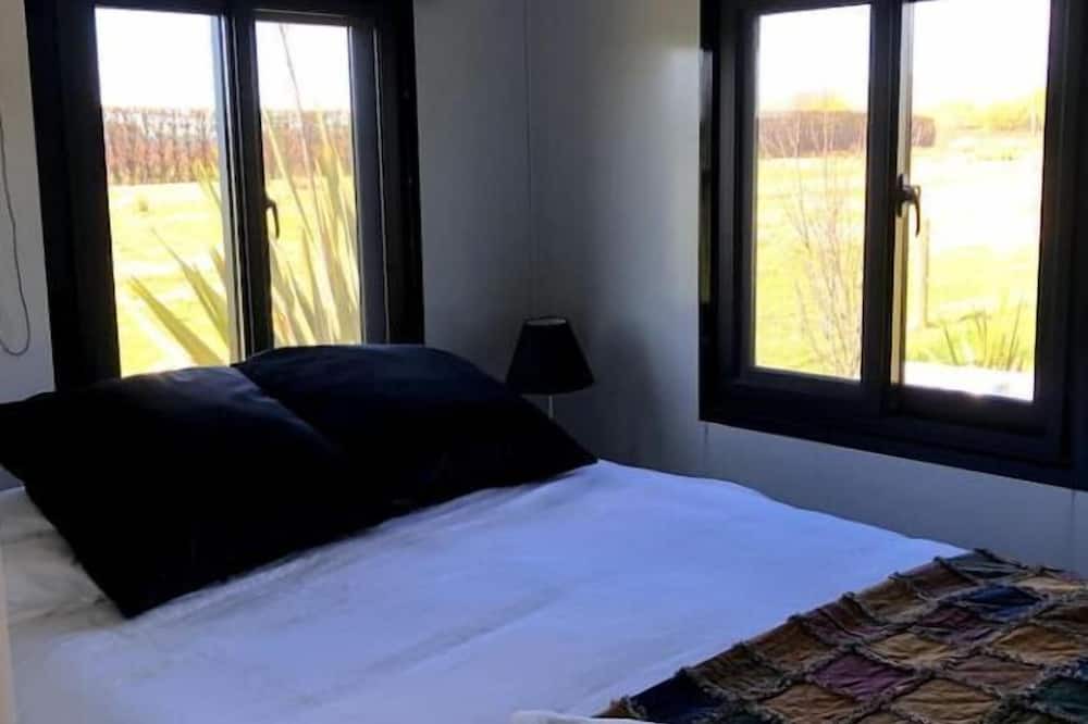 Photo of Bedroom in Longlands