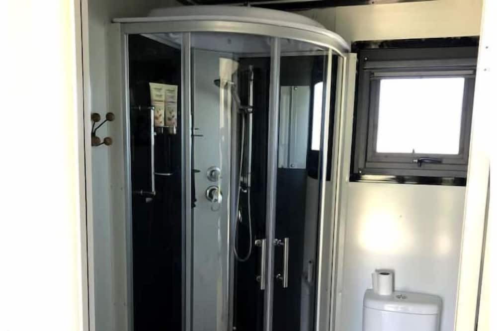 Photo of Bathroom in Longlands