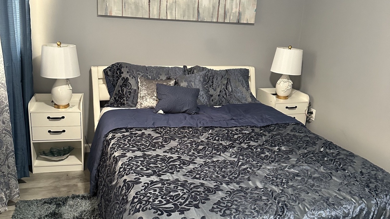 Photo of Others in Utica