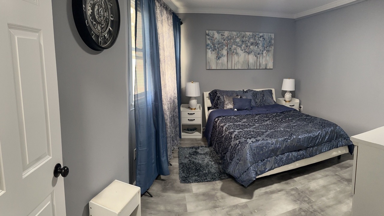 Photo of Others in Utica