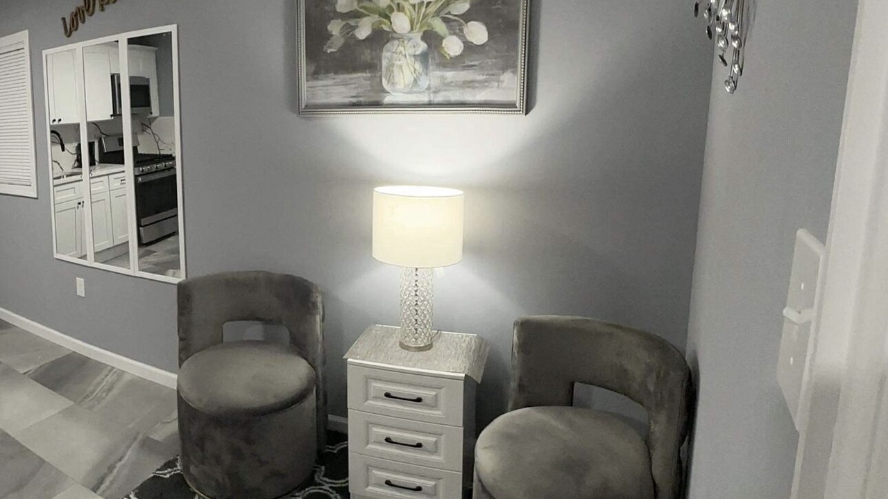 Photo of Others in Utica