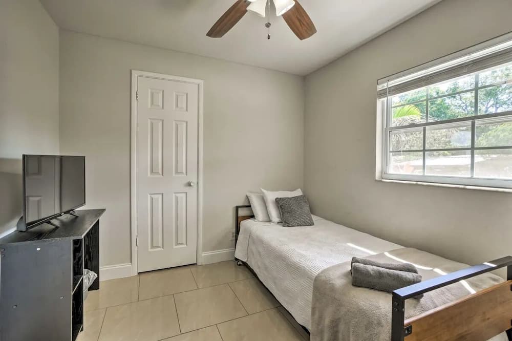 Photo of Bedroom in Safety Harbor